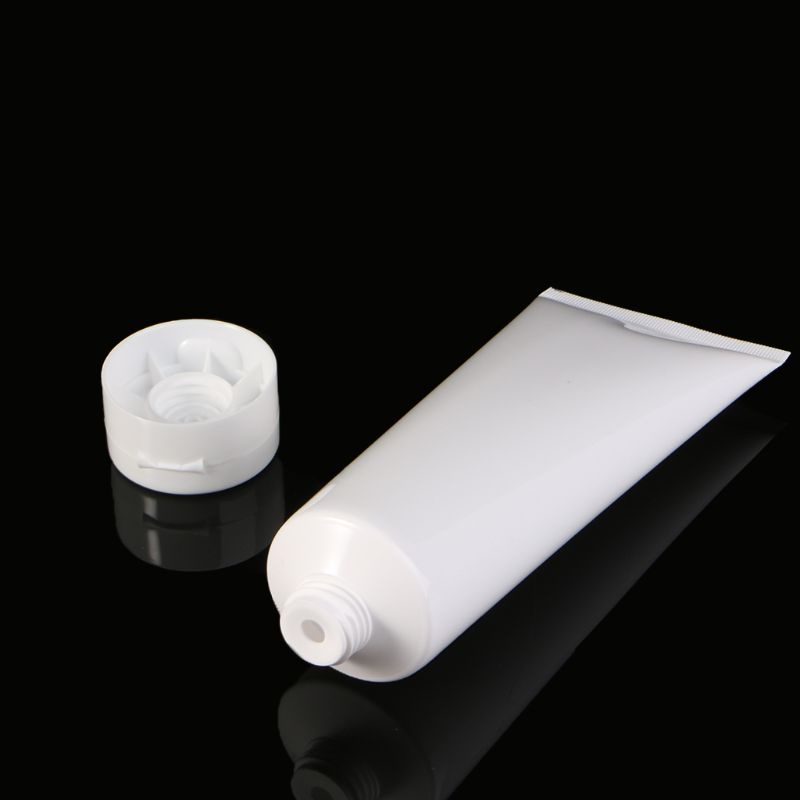 Bình Nhựa Đựng Dầu Gội Sữa Tắm Dạng Bóp Tiện Dụng Khi Đi Du Lịch