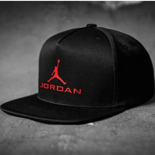Nón Snapback thời trang JORDAN AIR Hàn Quốc cao cấp, phom cứng cáp, năng động, quai cài nút bấm.