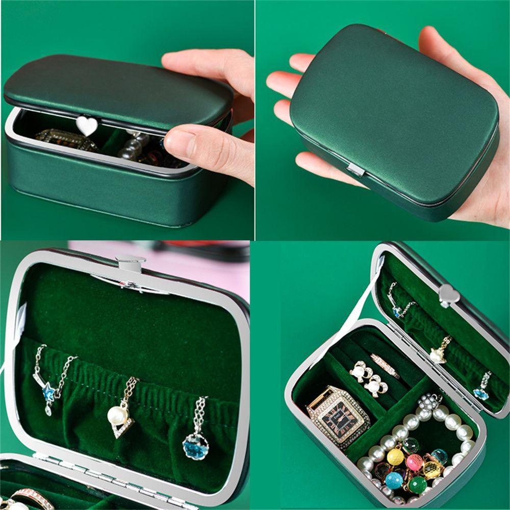 Hộp Đựng Trang Sức Tiện Dụng Khi Đi Du Lịch