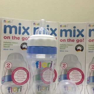 Bình sữa đa năng 2 in 1 flori mix on the go hongoanh325