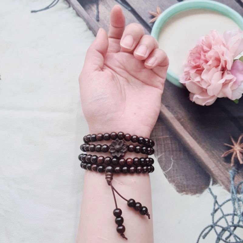 Vòng Tay Gỗ Trắc Đỏ 108 Hạt Size 6mm - N89 | BigBuy360 - bigbuy360.vn