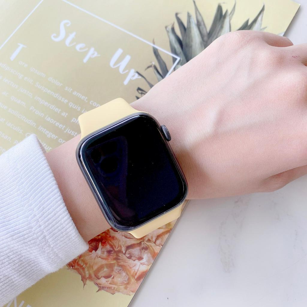 Dây đeo đồng hồ silicone co giãn thích hợp cho Apple Watch 6 5 / Se Kích Thước 38 / 40 / 42 / 44mm