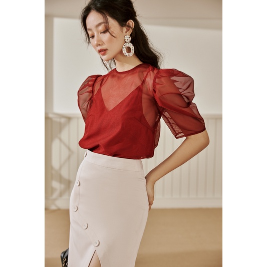EVERLUXE - Áo tay phồng trong suốt - Đỏ đô