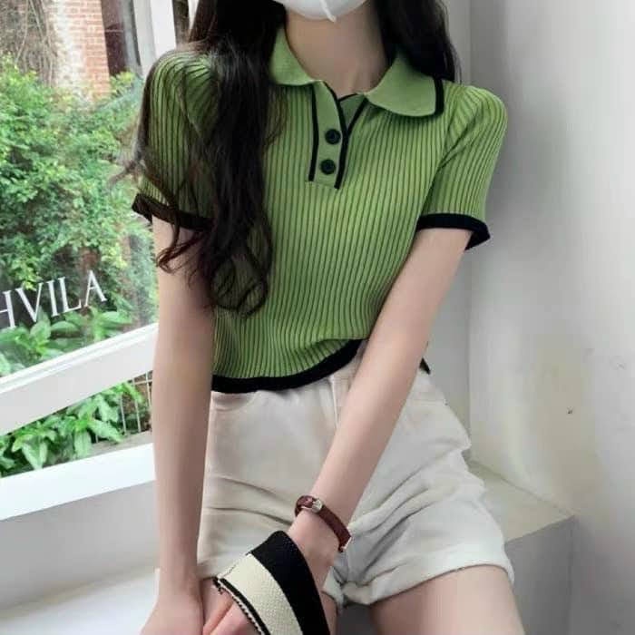 Áo Thun Gân Cổ Bẻ Gài Nút Ngắn Tay Kè Viền Đen Cực Xinh TTKXA0450