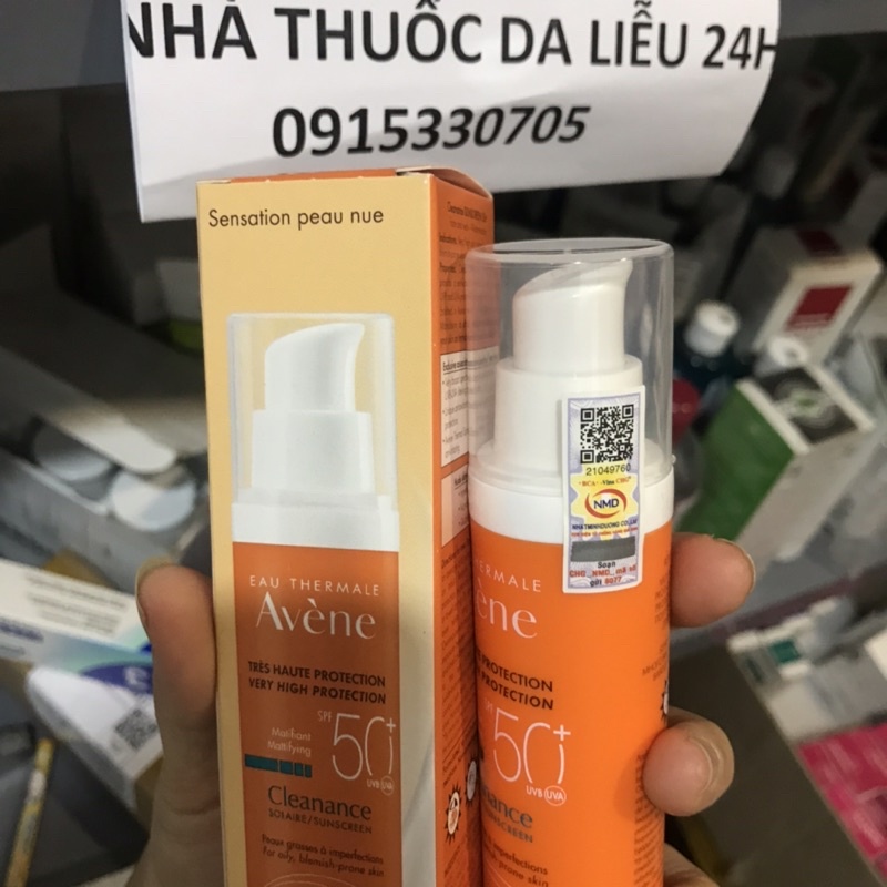 KEM CHỐNG NẮNG AVENE CLEANANCE SPF50 + 50ml cho da dầu