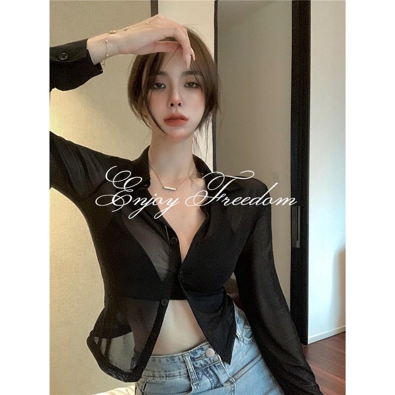 Enjoy Freedom Áo Croptop Sát Nách Màu Đen In Họa Tiết Cá Tính Cho Nữ