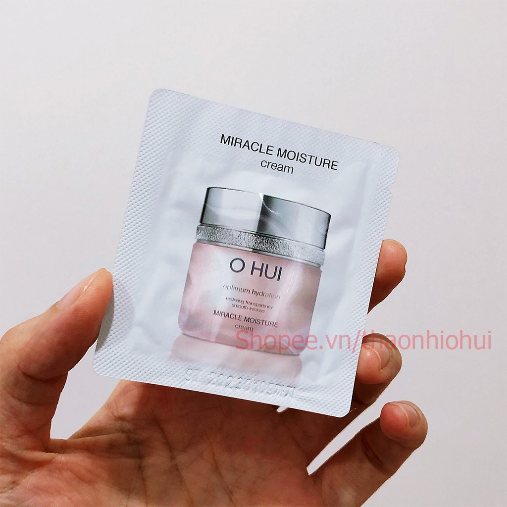 SAMPLE GÓI KEM DƯỠNG ẨM, TRẮNG HỒNG OHUI MOISTURE 1ML