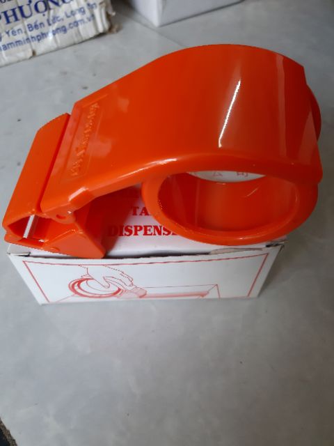 Dụng cụ cắt băng keo