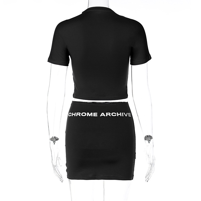 Set Áo Thun Tay Ngắn Cổ Tròn In Chữ Phối Chân Váy Lưng Cao Thời Trang Trẻ Trung Cho Nữ