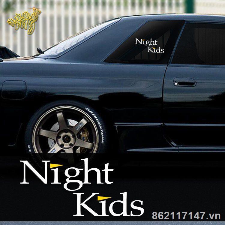 Miếng Dán Kính Cửa Sổ Xe Hơi Hình Tam Giác In Chữ Initial D Takahashi Ryosuke Fc Nightkids