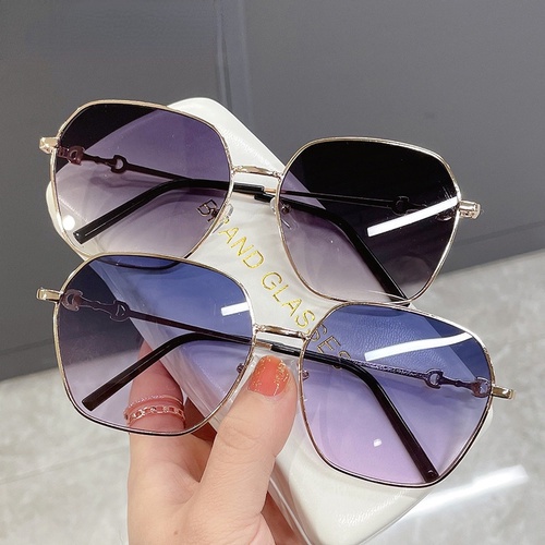 Kính mát gọng vuông kim loại thời trang cho nam nữ