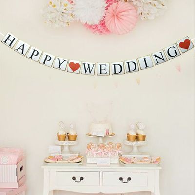 Dây cờ chữ Happy Wedding ánh kim trang trí phòng cưới