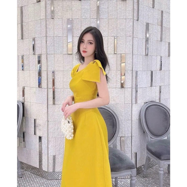 Đầm xòe nơ cổ