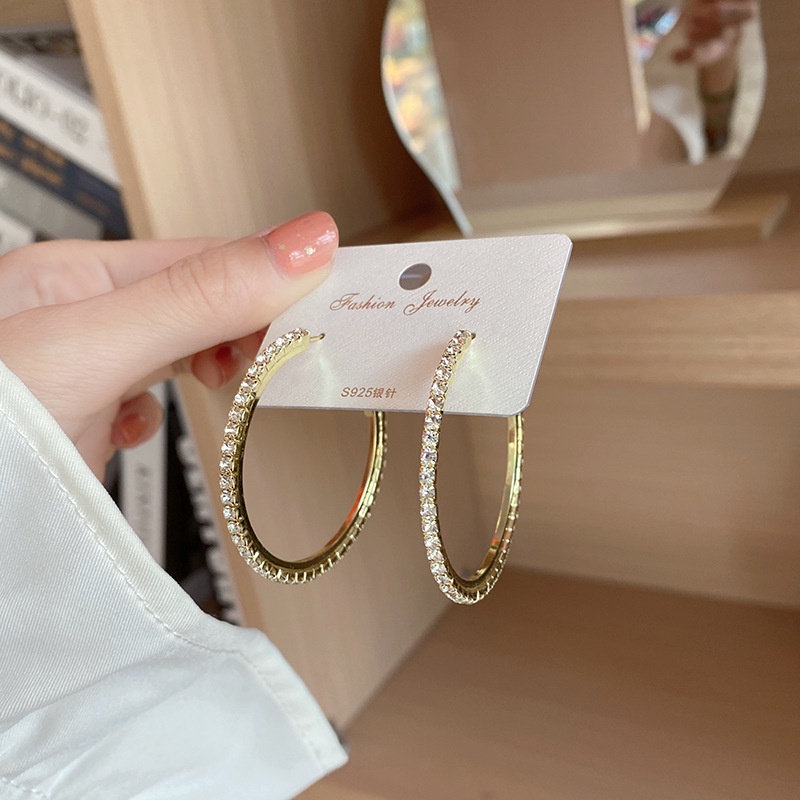 Khuyên Tai Kim Loại Cường Điệu Đính Đá Phong Cách Âu Mỹ