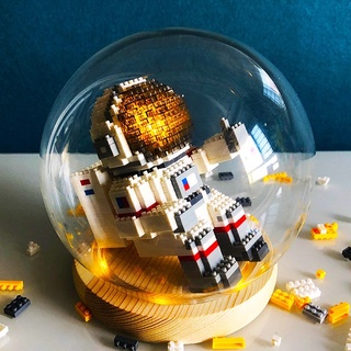 LEGO LẮP RẮP MÔ HÌNH 3D PHI HÀNH GIA CÓ ĐÈN LED
