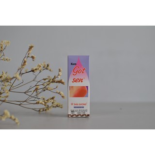 Kem dưỡng ẩm gót sen