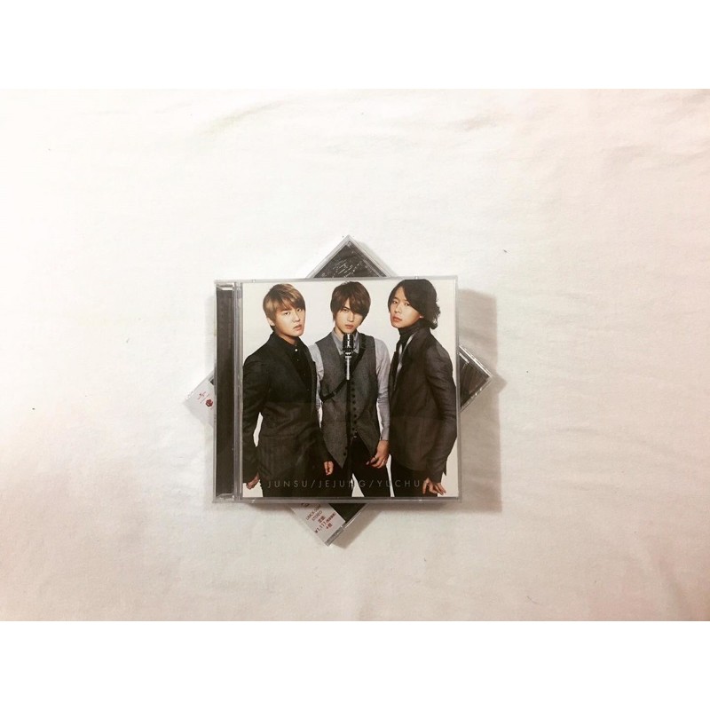 JYJ Japan Album The đã khui seal, gồm Cd Dvd kèm postcard Junsu và mini photobook như hình.