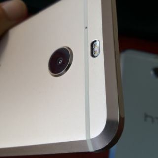 Điện thoại HTC M10 EVO