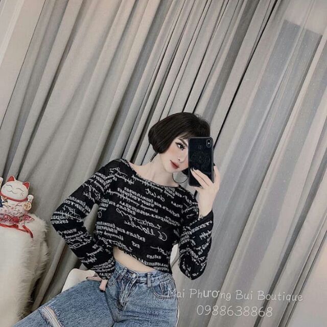 Áo chữ croptop siêu dễ thương với thiết kế tay dài chữ được in lên áo làm cho các tình yêu mặc dễ thương có thể mặc đi