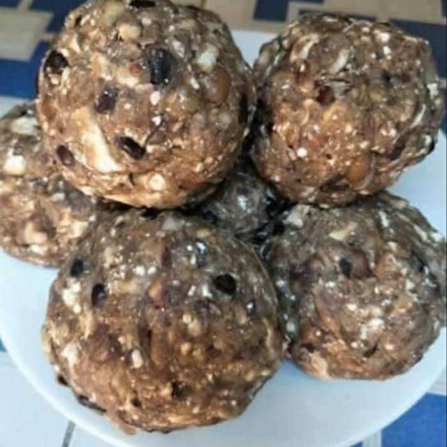 Khoai lang phơi khô để làm khoai lang xéo túi 1kg