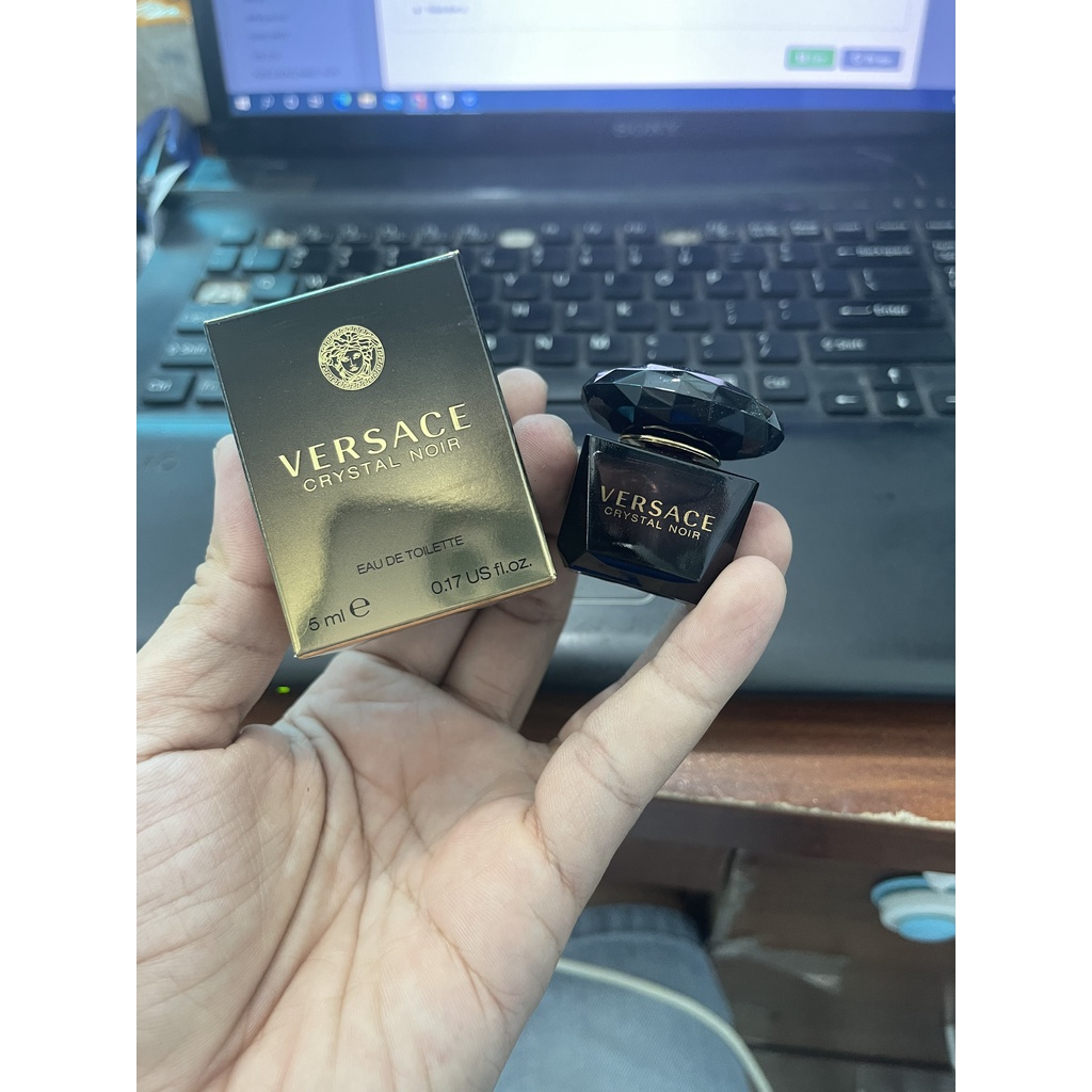 Nước hoa Versace Crystal Noir 5ml đen