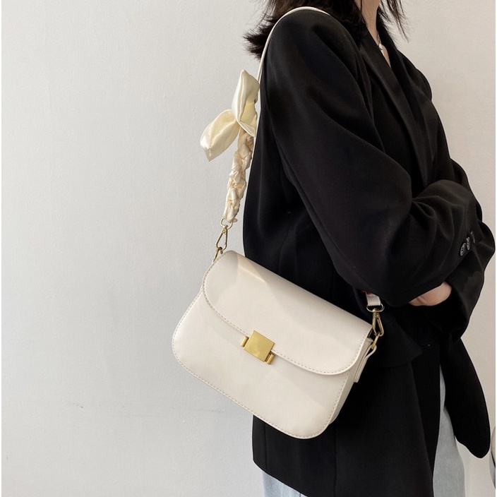 Túi đeo chéo đeo vai dây da phối khăn lụa hàng quảng châu có khóa miệng túi thời thượng trẻ trung