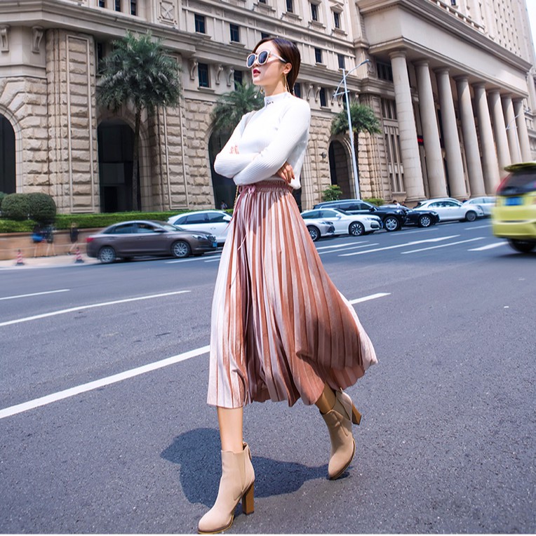 Chân váy nhung xếp ly