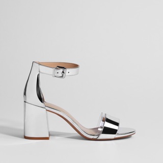 Sandal bsk sẵn 37😍😍😍😍😍😍