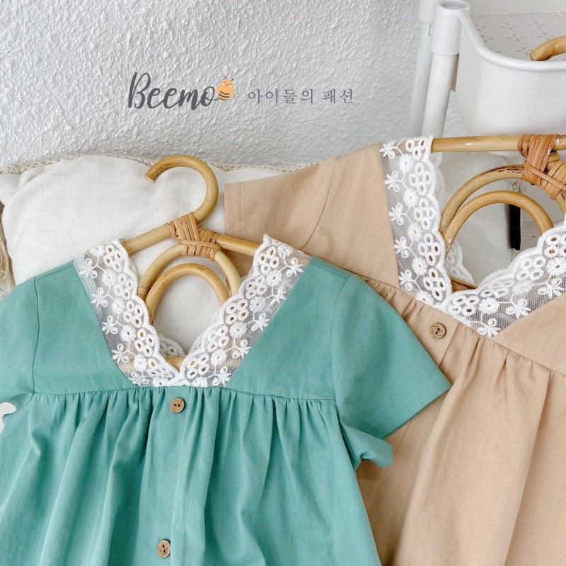 Váy bé gái kiểu Hàn Quốc xinh xắn phối ren điệu đà
