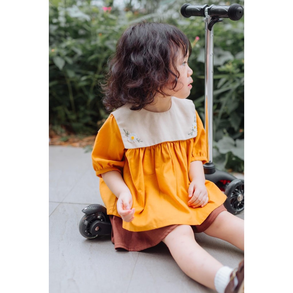 Áo Daisy cổ thủy thủ