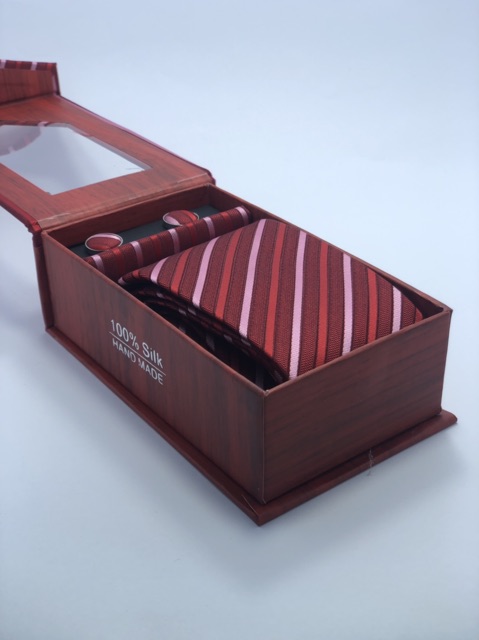 CRAVAT HỘP SANG TRỌNG