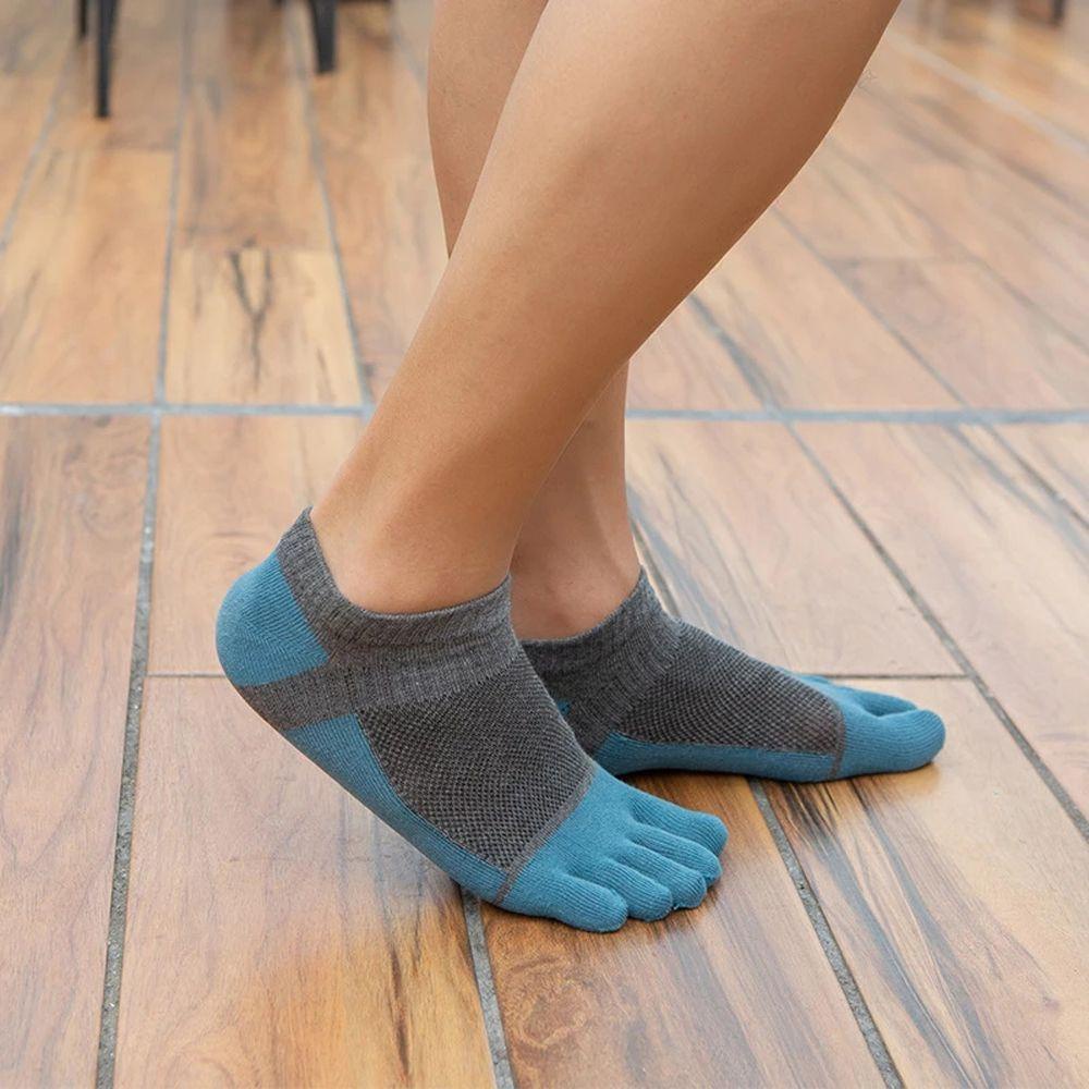 Vớ Thể Thao Năm Ngón Mềm Mại Ấm Áp Màu Sắc Đơn Giản Dành Cho Nam Và Nữ MXGOODS