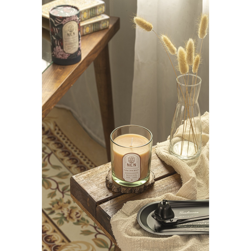Nến Thơm NEN Vintage Spring Blossom - Hương Hoa Mùa Xuân Cổ Điển 210g (HS2-TI)