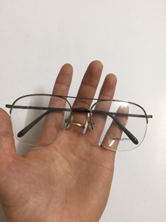 Gọng kính hàng bãi của nhật