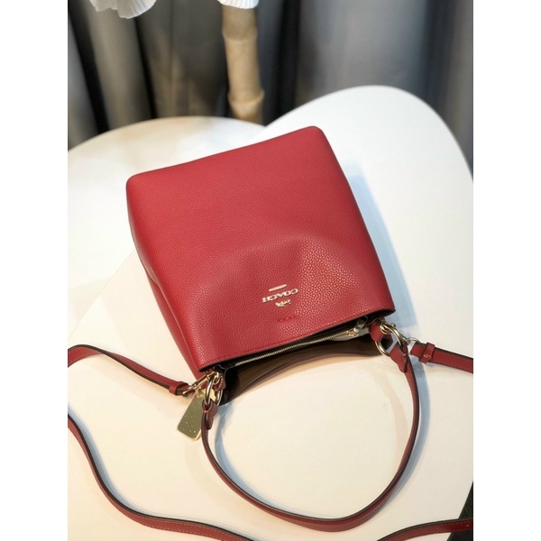 Túi Coach Bucket size lớn