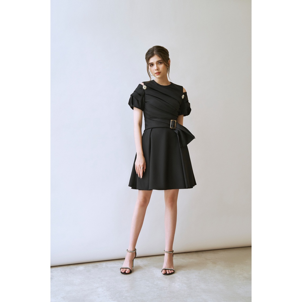 MAVEN - Váy đen dáng A cổ tròn Navie Black Dress