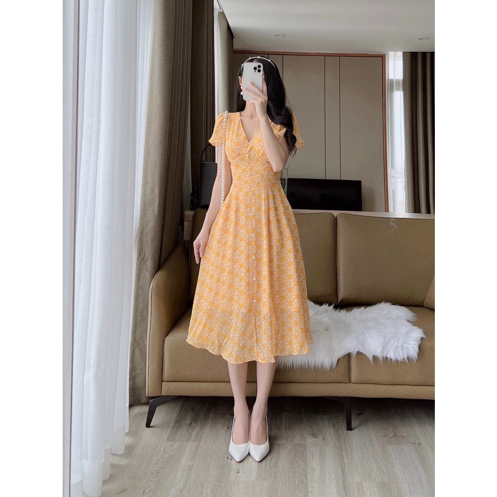 D143 VÁY HOA VÀNG TƠ ÉP