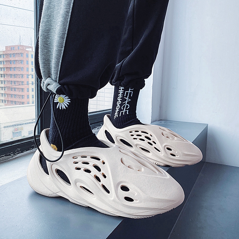Giày Đục Lỗ Yzzy700 Size35-44 Cho Cặp Đôi | BigBuy360 - bigbuy360.vn
