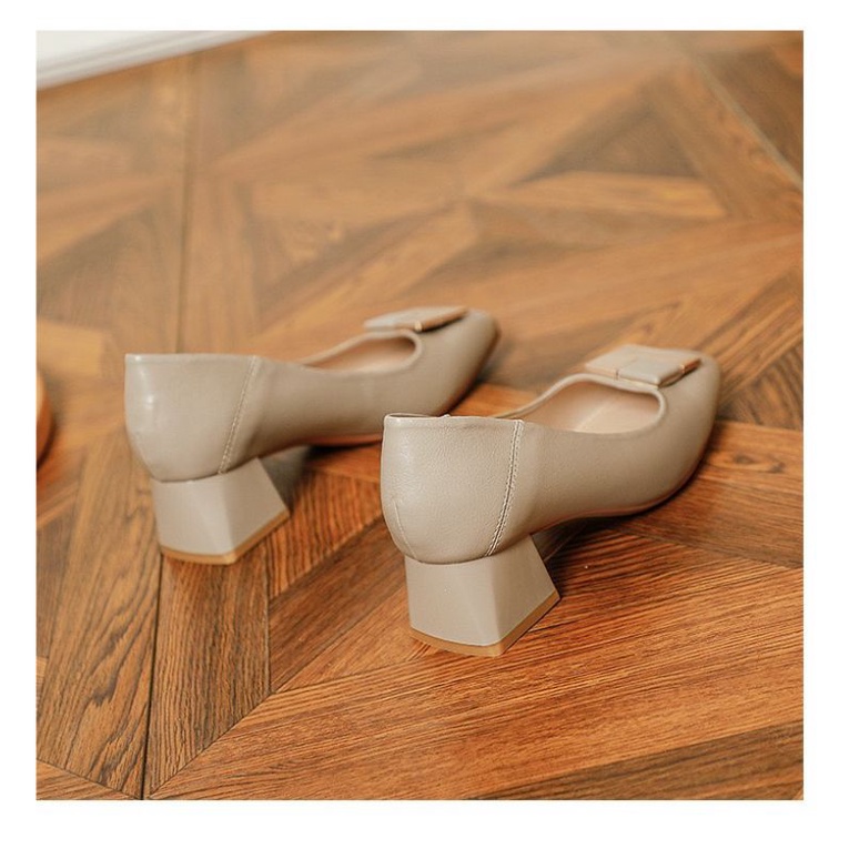 Giày công sở gót vuông da mềm khuy khoá vuông sang trọng phù hợp với váy vóc quần áo