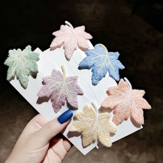 Set 2 cái kẹp bấm tóc mái, kẹp mái lá phong bằng len cho bạn gái