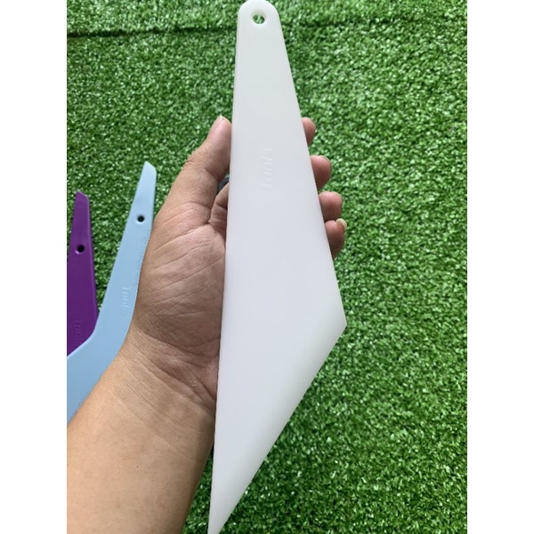 Dụng cụ dán phim cách nhiệt ô tô, Lưỡi Gạt film