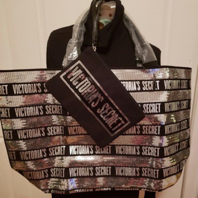 Túi đeo VICTORIA’S SECRET, auth chính hãng