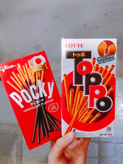 Bánh ống chocolate Pocky & Toppo