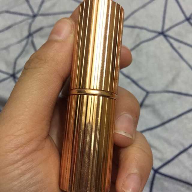 son charlotte tilbury