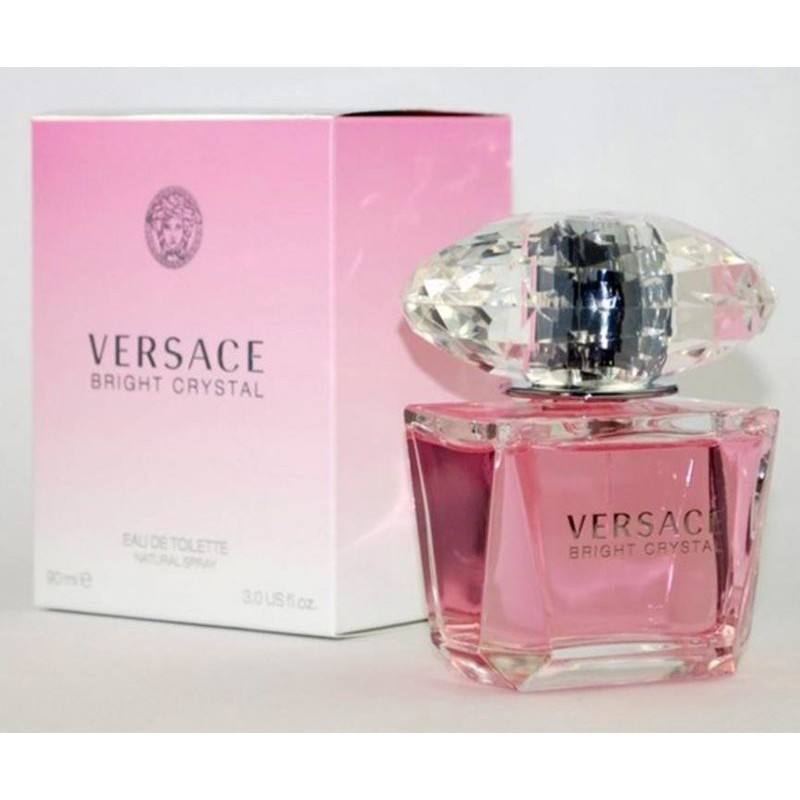 Nuoc hoa versace vang sang chanh