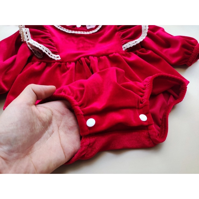 Bodysuit Nhung Đỏ Cánh Tiên Cho Bé Gái 0-12 Tháng Kèm Mũ Và Tất Chân, Váy Sơ Sinh, Váy Đầy Tháng Bé Gái, Đầm Thôi Nôi