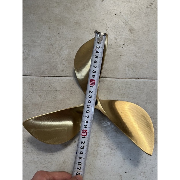 Chân vịt đồng thau máy xe 3t72 chân vịt 3 cánh thau lỗ ren 16mm, 18mm 3 máy piston 72mm