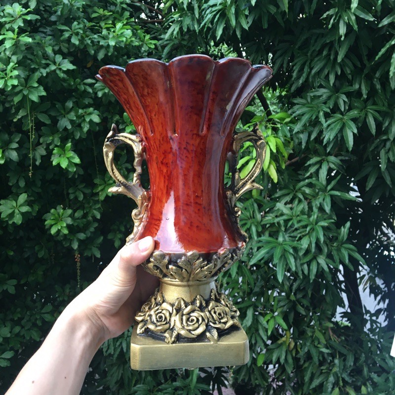 Bình cắm lông công phong thủy, bình cắm hoa hình chiếc Cup sang trọng