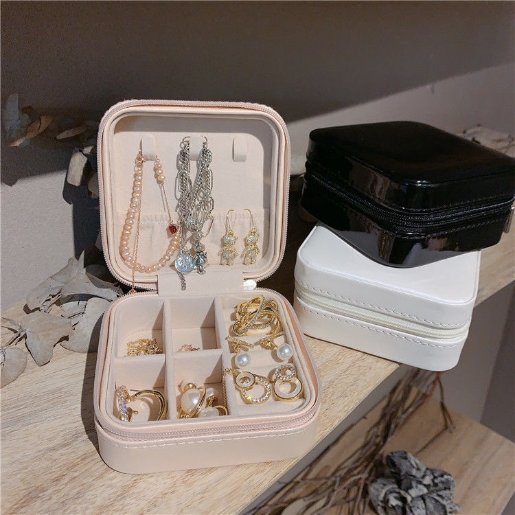 Hộp đựng trang sức / dây chuyền / khuyên tai 22398 thiết kế nhỏ gọn tiện dụng sức chứa lớn dùng khi đi du lịch