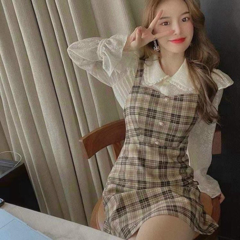 Sét yếm caro sơmi tay loe cực xinh 🥰🥰